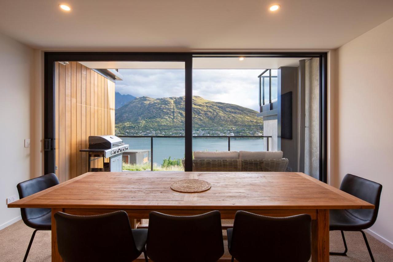 4 Bedroom Home With Elevated Views Of Lake Wakatipu & The Remarkables Queenstown Exterior photo