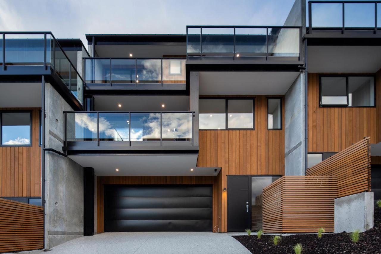4 Bedroom Home With Elevated Views Of Lake Wakatipu & The Remarkables Queenstown Exterior photo