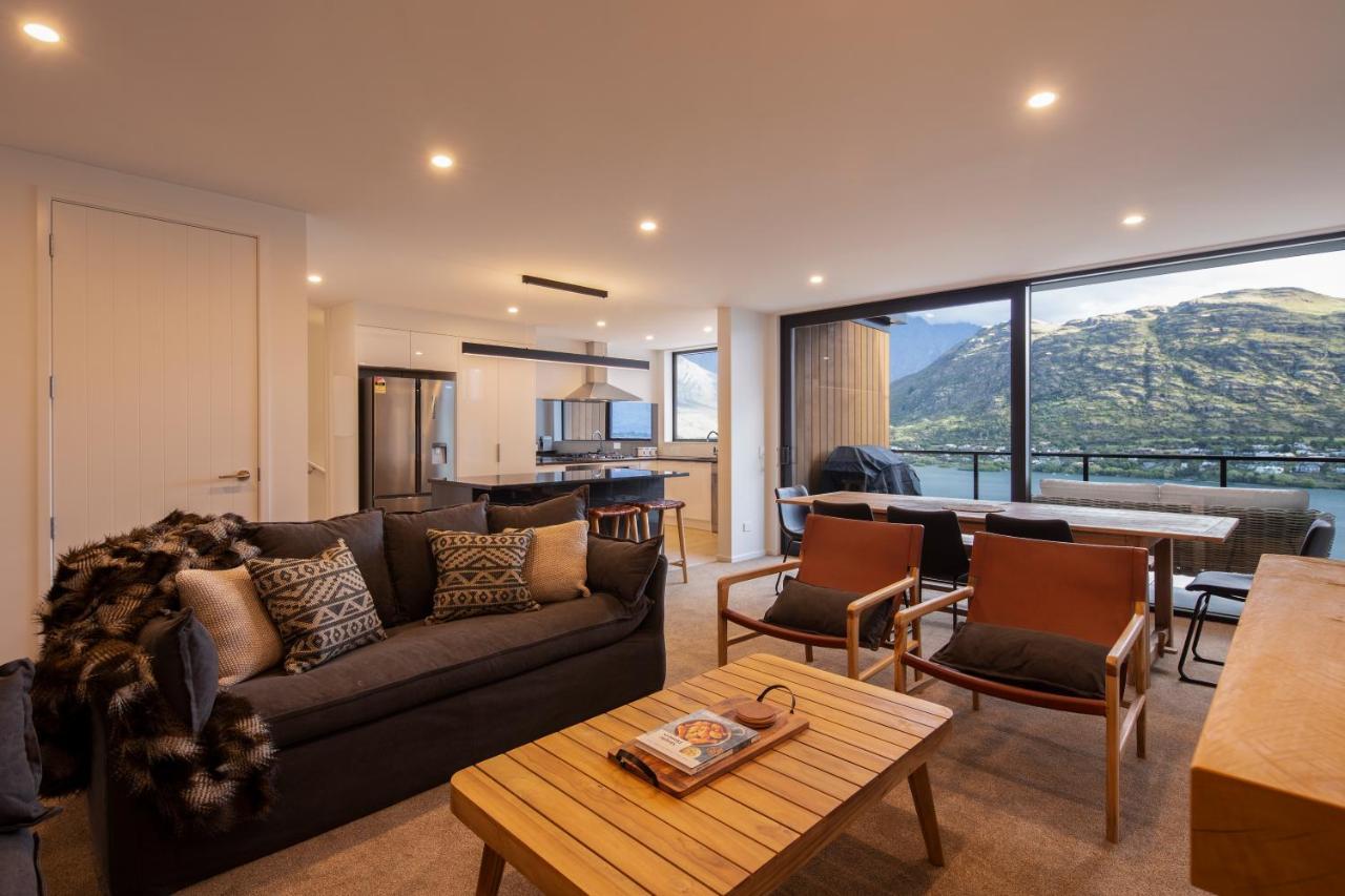 4 Bedroom Home With Elevated Views Of Lake Wakatipu & The Remarkables Queenstown Exterior photo